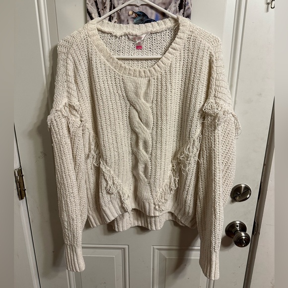 Sweater - Picture 2 of 3